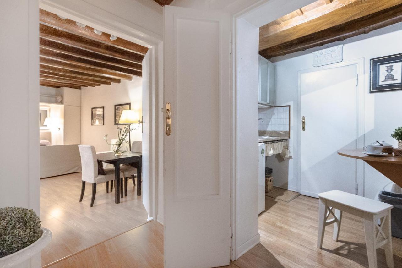 Romantica Studio-Rental In โรม ภายนอก รูปภาพ